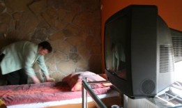 “我70岁了如果时光能倒流，我绝不会犯这样的错误”