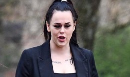 乔治娜·萨维尔：母亲伪造DNA测试来破坏父亲的竞标