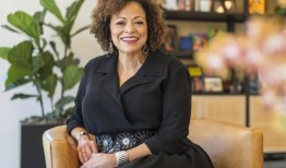 科技、政治和捐赠交汇的地方：首席执行官妮可·泰勒认为硅谷是一个繁忙的十字路口