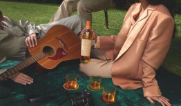 麦卡伦与斯特拉和玛丽·麦卡特尼合作新和谐系列