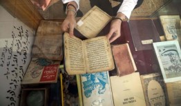 “神圣的工作”：伊拉克库尔德人将图书数字化以拯救受到威胁的文化