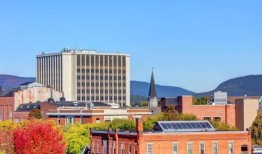 皇家加勒比乘客詹妮弗·希斯·博克斯起诉佛罗里达布劳沃德县警长办公室非法逮捕